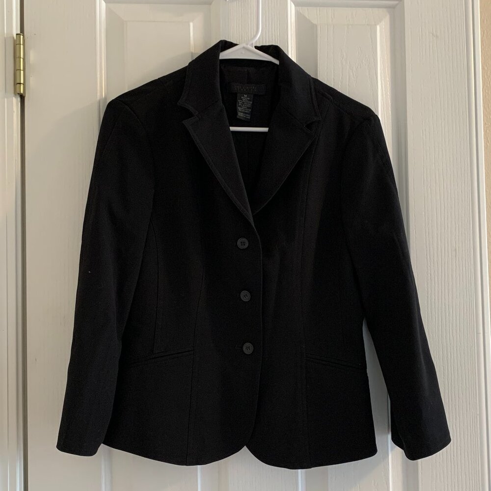 Womens Medium, dark navy blue button down blazer